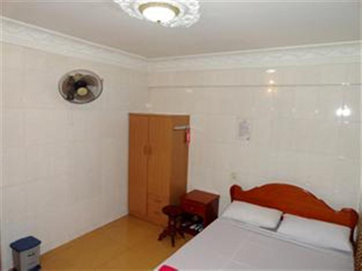 ลัคกี้ 2เกสท์เฮาส์ Hotel พนมเปญ ภายนอก รูปภาพ